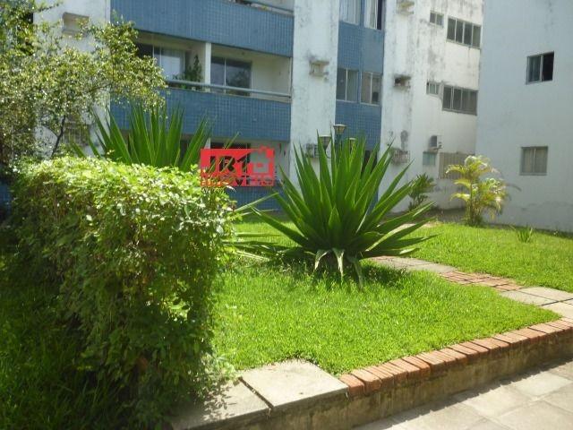 Cod 4438 Apartamento em Candeias com 03 quartos.