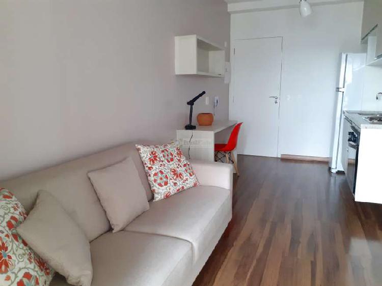 Flat com 1 dormitório para alugar, 42 m² por R$ 3.800/mês