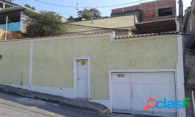 Niterói/RJ - Engenhoca - Casa 3 quartos 1 vaga