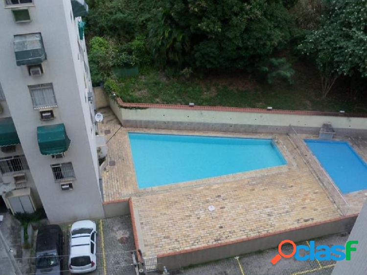 Niterói/RJ - Fonseca - Apartamento 2 quartos 1 vaga