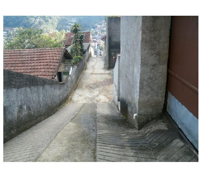 PETRÓPOLIS - BAIRRO MOSELA. R$ 55.000,00.