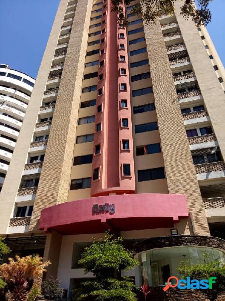 Venta de apartamento en parral, 84mt2, p-6, P.E. no pozo