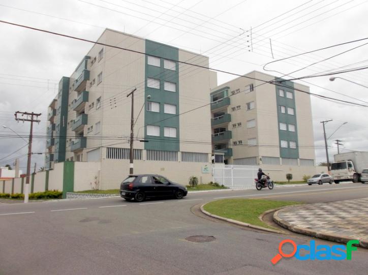 APARTAMENTO REFORMADO, DUAS VAGAS DE GARAGEM
