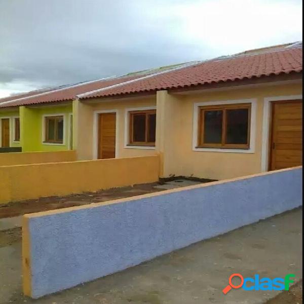 Casas no bairro Maria Regina em Alvorada
