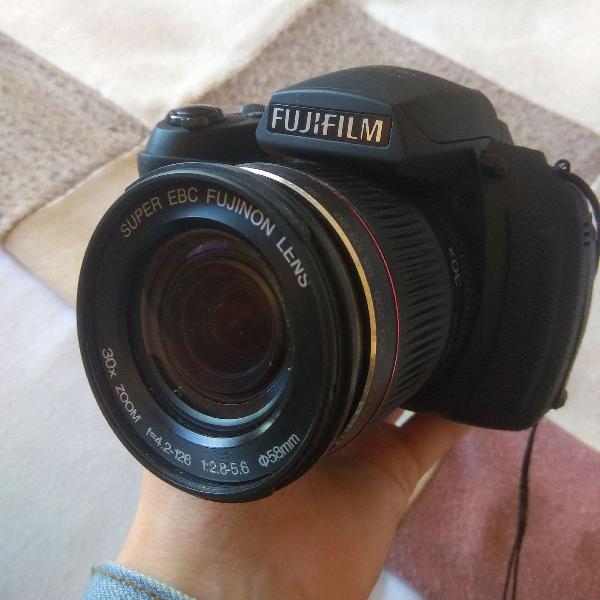 Fujifilm Finepix HS20 EXR - Semi Profissional