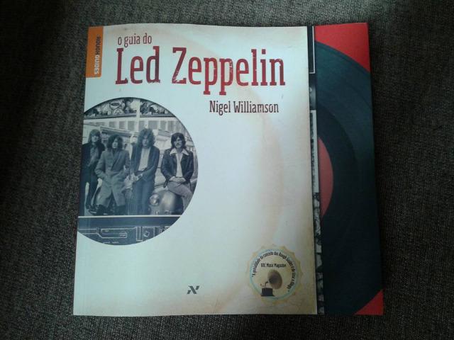 Livro Banda Led Zeppelin - novo
