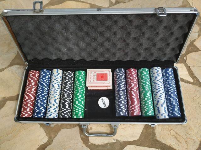 Maleta e fichas de Poker