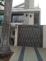 SOBRADO NO RESIDENCIAL TUIUTI APENAS R$ 480.000,00 ACEITA