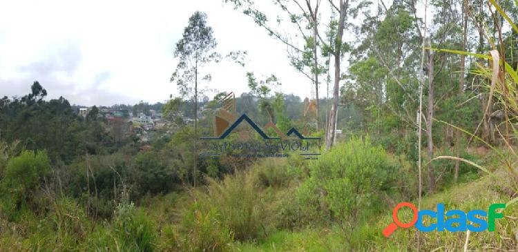 Terreno com 13.000 m2 em declive, km 26 da Raposo em Embu