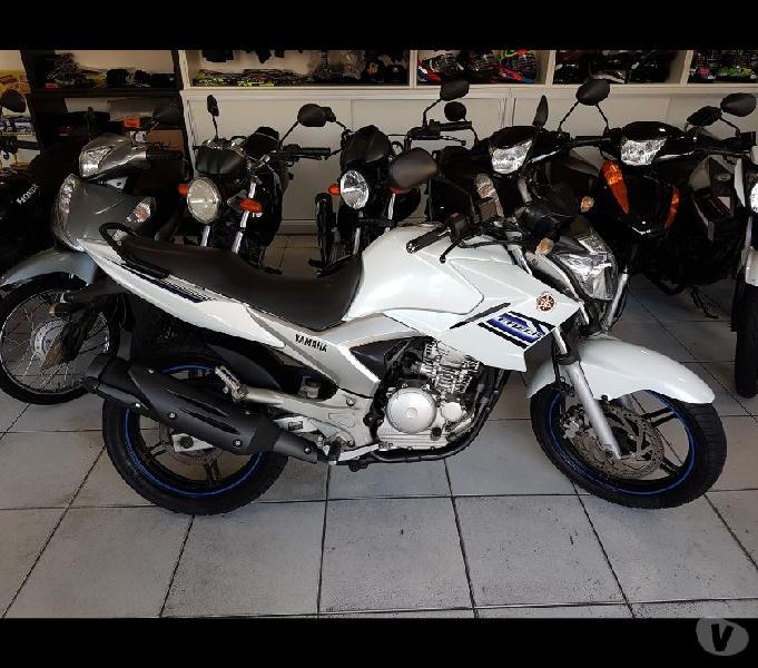 Yamaha Fazer 250 2015, aceito troca, cartão e financio