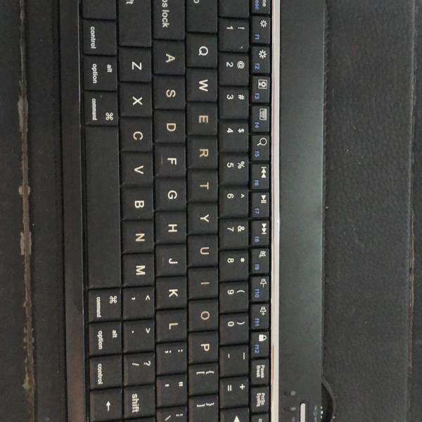 baratinho teclado ipad