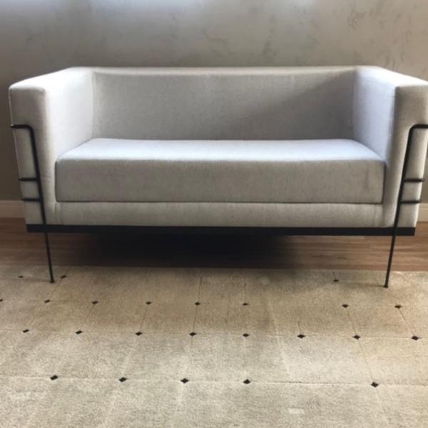 sofá minimalista le corbusier