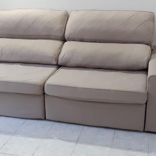 vende-se sofá retrátil e reclinável