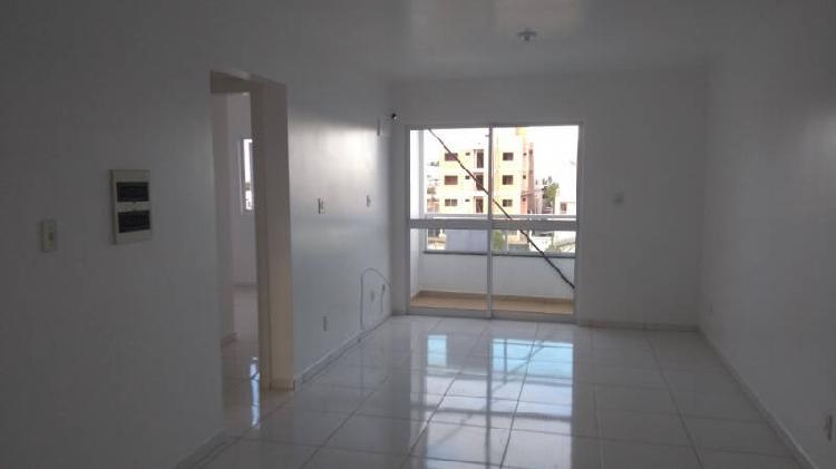 APARTAMENTO COM 2 DORMITORIOS