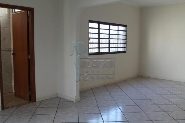 Casa para alugar com 3 dormitórios em Monte alegre,