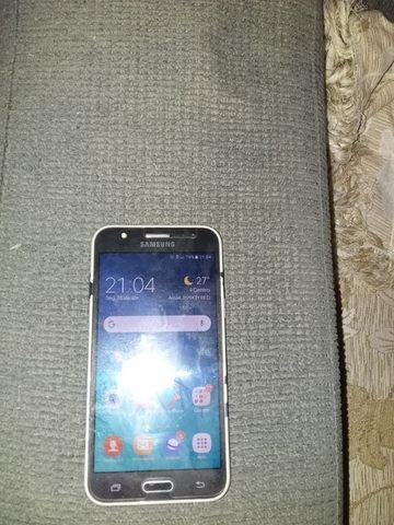 Celular sansung galalax J5