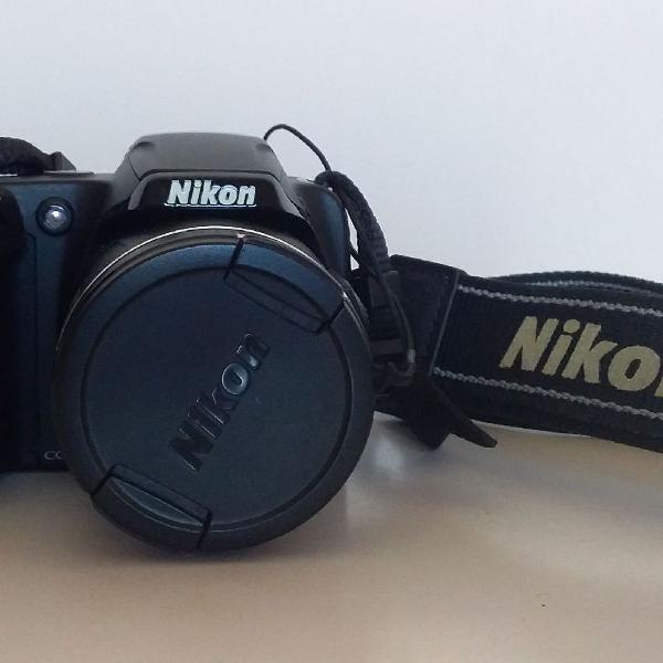 Câmera fotográfica digital Nikon
