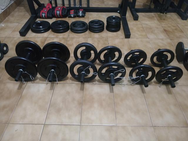 Equipamentos de musculação