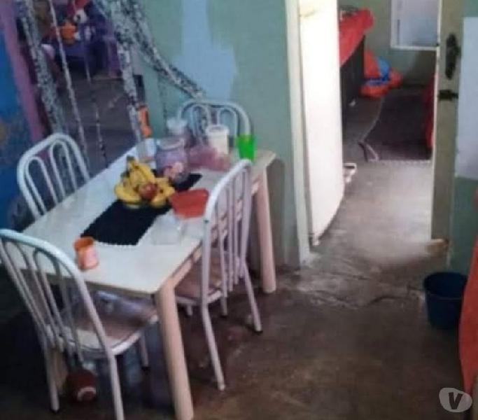 Vendo casa na zona sul 4 comados