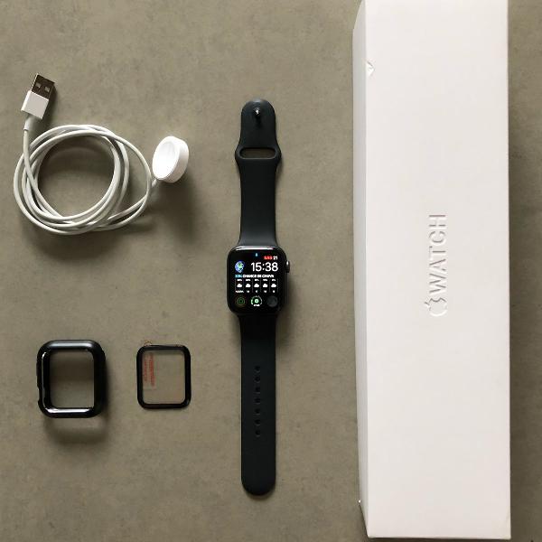apple watch s4 44mm space grey + cabo extra + case +