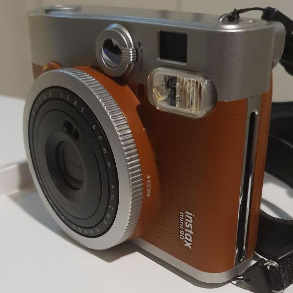 câmera instantânea instax FujiFilm mini 90