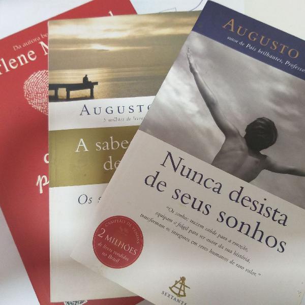 trio de livros