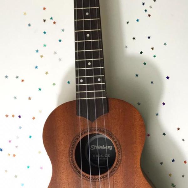 ukulele concert elétrico com afinador e capa