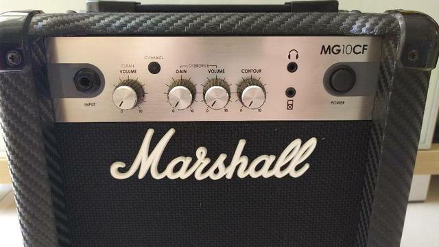 Amplificador Marshall MG10CF