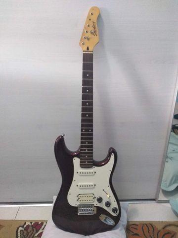 Guitarra Strinberg