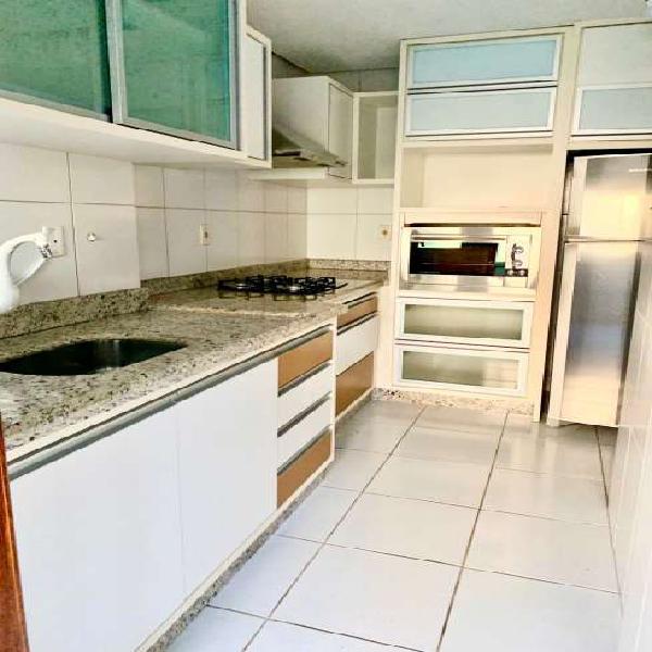 Apartamento de 3 dormitórios com 2 vagas - Itacorubi UDESC