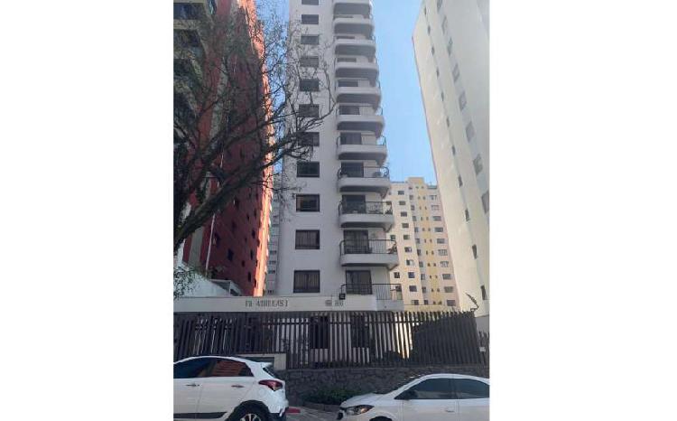 Apartamento para venda com 210 metros quadrados com 4