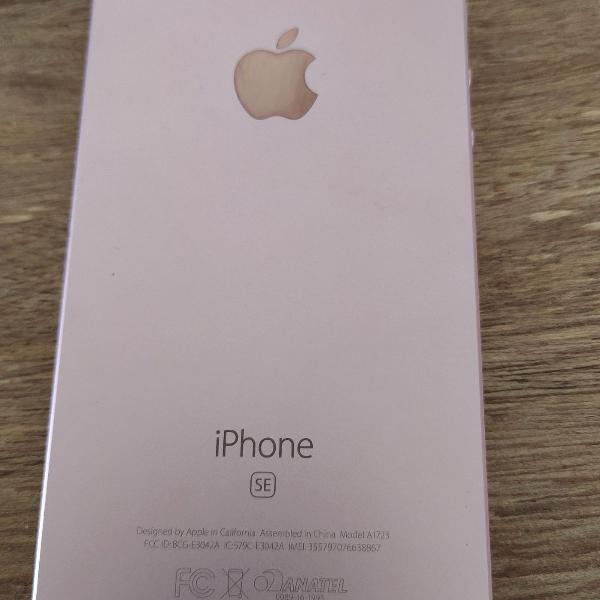 iPhone SE rose