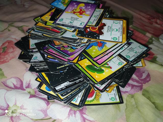 570 cartas do Pokémon GO