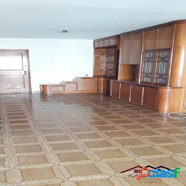 APARTAMENTO - 2 DORM - DEP. COMPLETA - VAGA DEMARCADA -