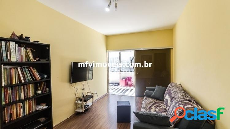 Apartamento 2 quartos à venda na Rua Mourato Coelho -