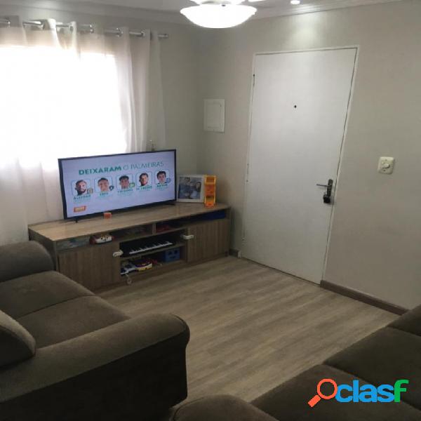 Apartamento de 2 dormitórios - Cond. Lazinho Paschoaleto