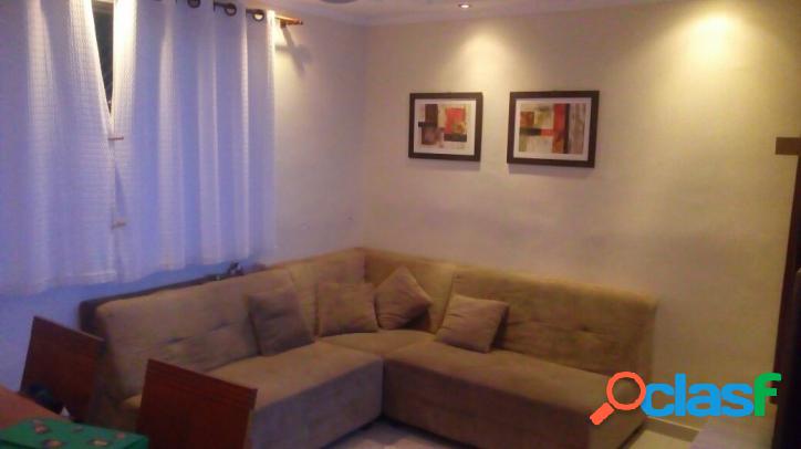 Apartamento de 2 dormitórios - Parque das Flores