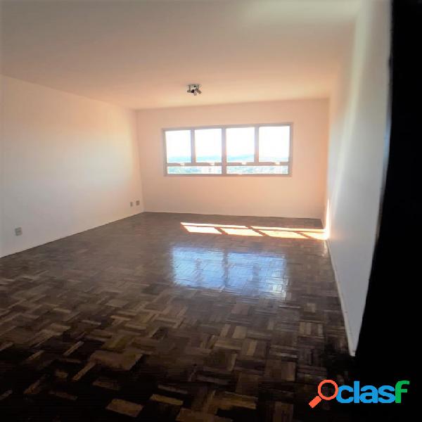 Apto com 2 dorms - 89m2 - Ed. Jatobá (Centro)