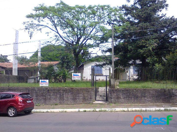 CASA NA AV. RUBEM BERTA