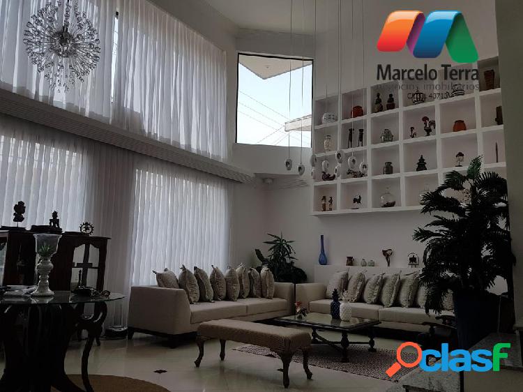 Casa Impecável - Cond. Jd. das Colinas - 05 suítes!