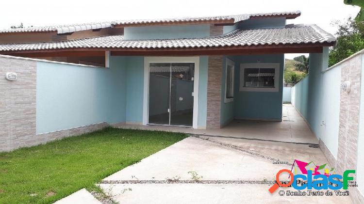 Casa Linda de 3 Quartos a 1 Quadra da Praia de Itaipuaçú!