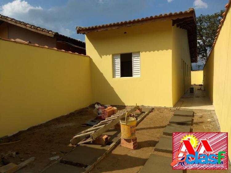 Casa Nova 2dormitórios 1suite em Mongaguá na Mendes Casas