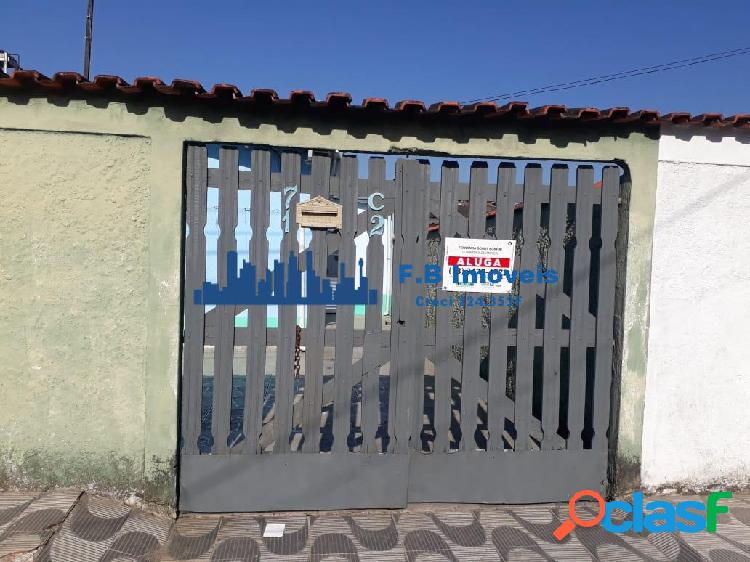 Casa Para a Venda com 2 Dormitórios e 2 Vagas de garagem