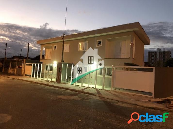 Casa com 3 dorms em Praia Grande - Guilhermina por 560 mil