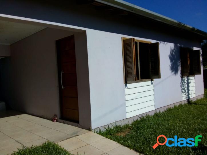 Casa em amplo terreno no Bairro Estação