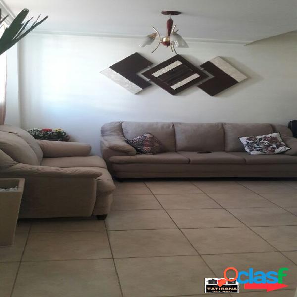 Casa em condomínio fechado - lazer completo