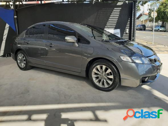 HONDA CIVIC SED. LXL LXL SE 1.8 FLEX 16V AUT. CINZA 2011 1.8