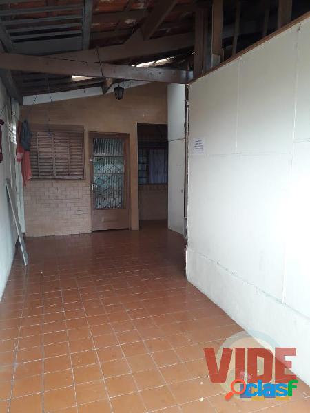 Jardim Satélite: Casa térrea, 3 dorms. (1 suíte), com