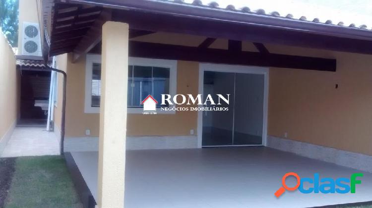 Linda casa em ótimo bairro nobre!