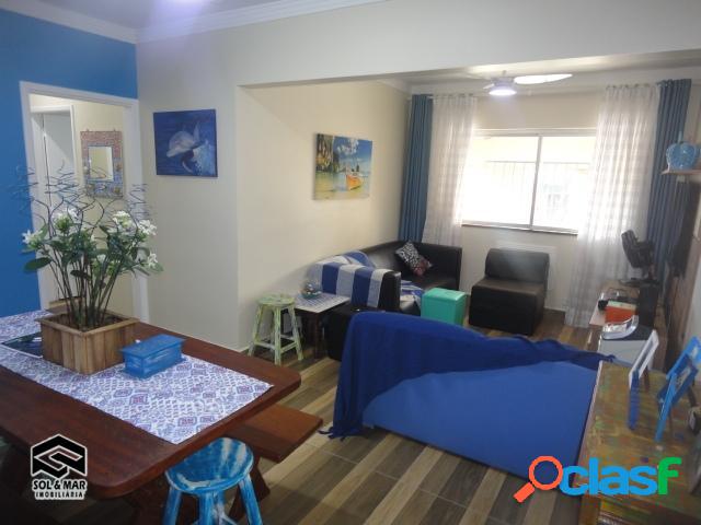 "Lindo apartamento, Reformado, apenas 200m do mar!